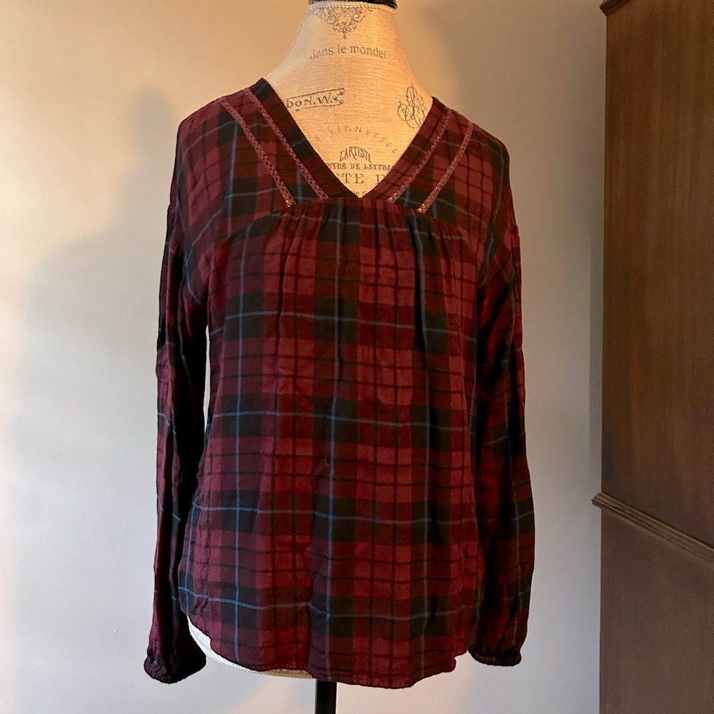 Women’s Knox Rose, small burgundy plaid blouse, crochet trim.